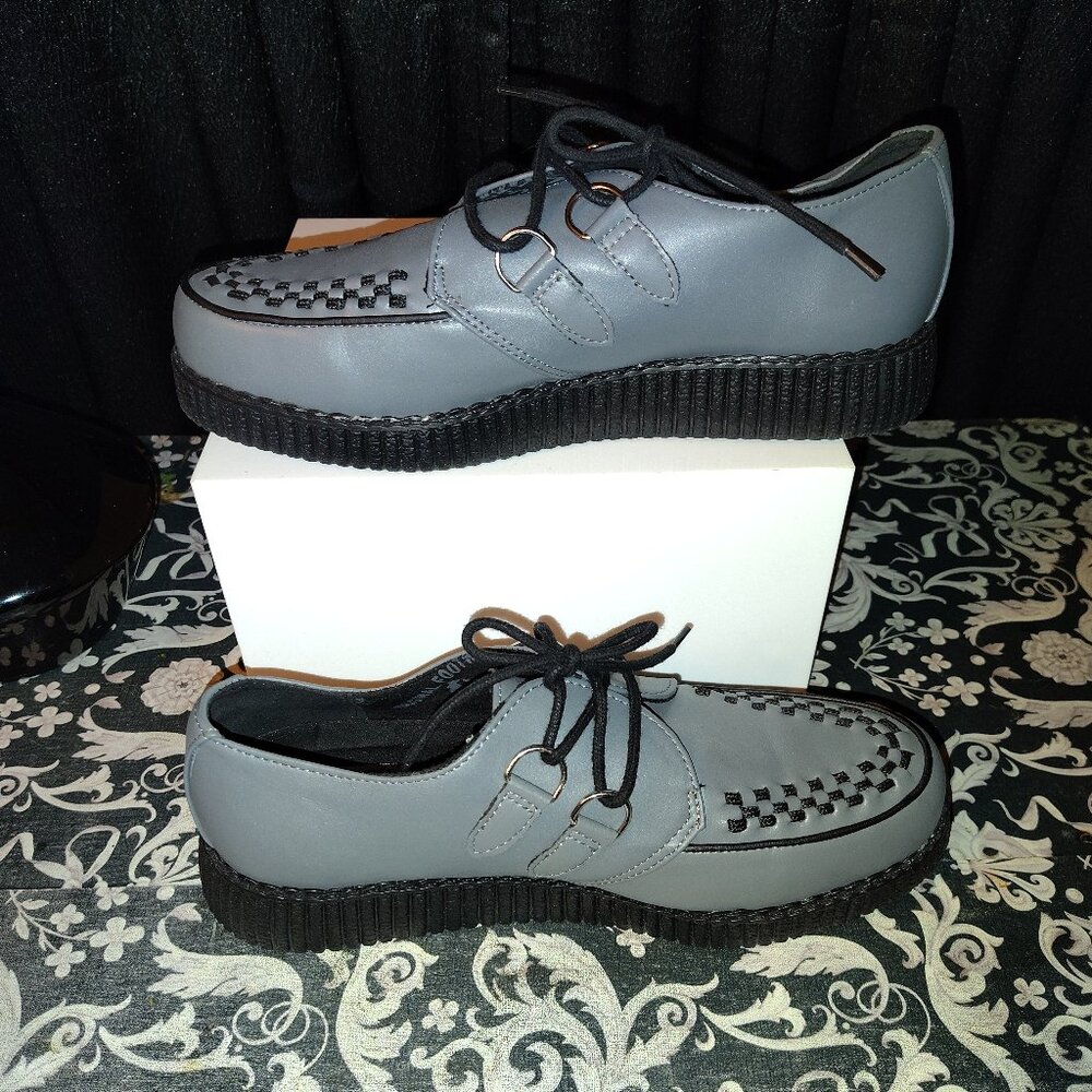 T.U.K. Gunmetal D-Ring Viva Low Creepers Size 11 Psychobilly